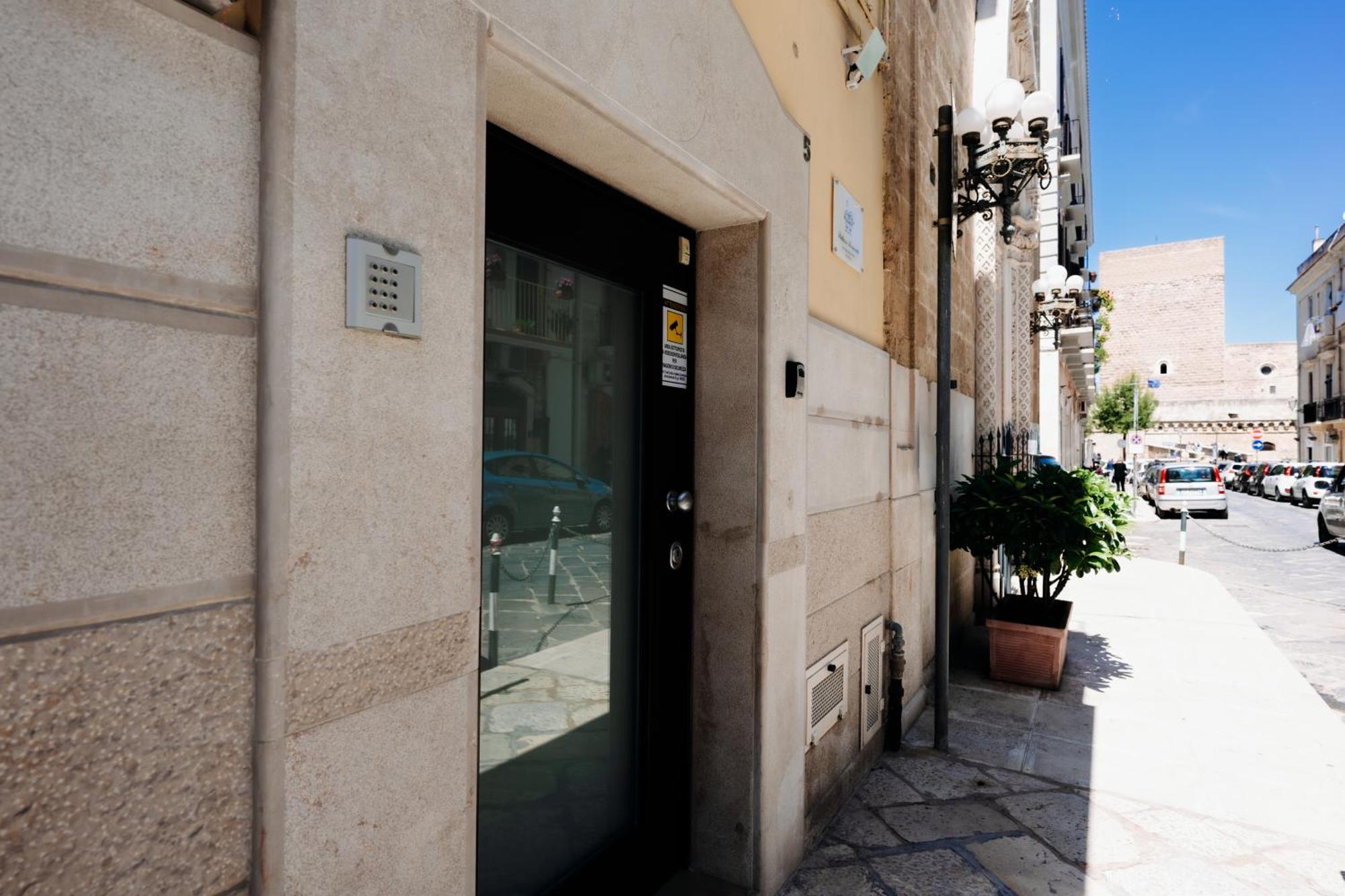 Palazzo Boemondo Bari Buitenkant foto