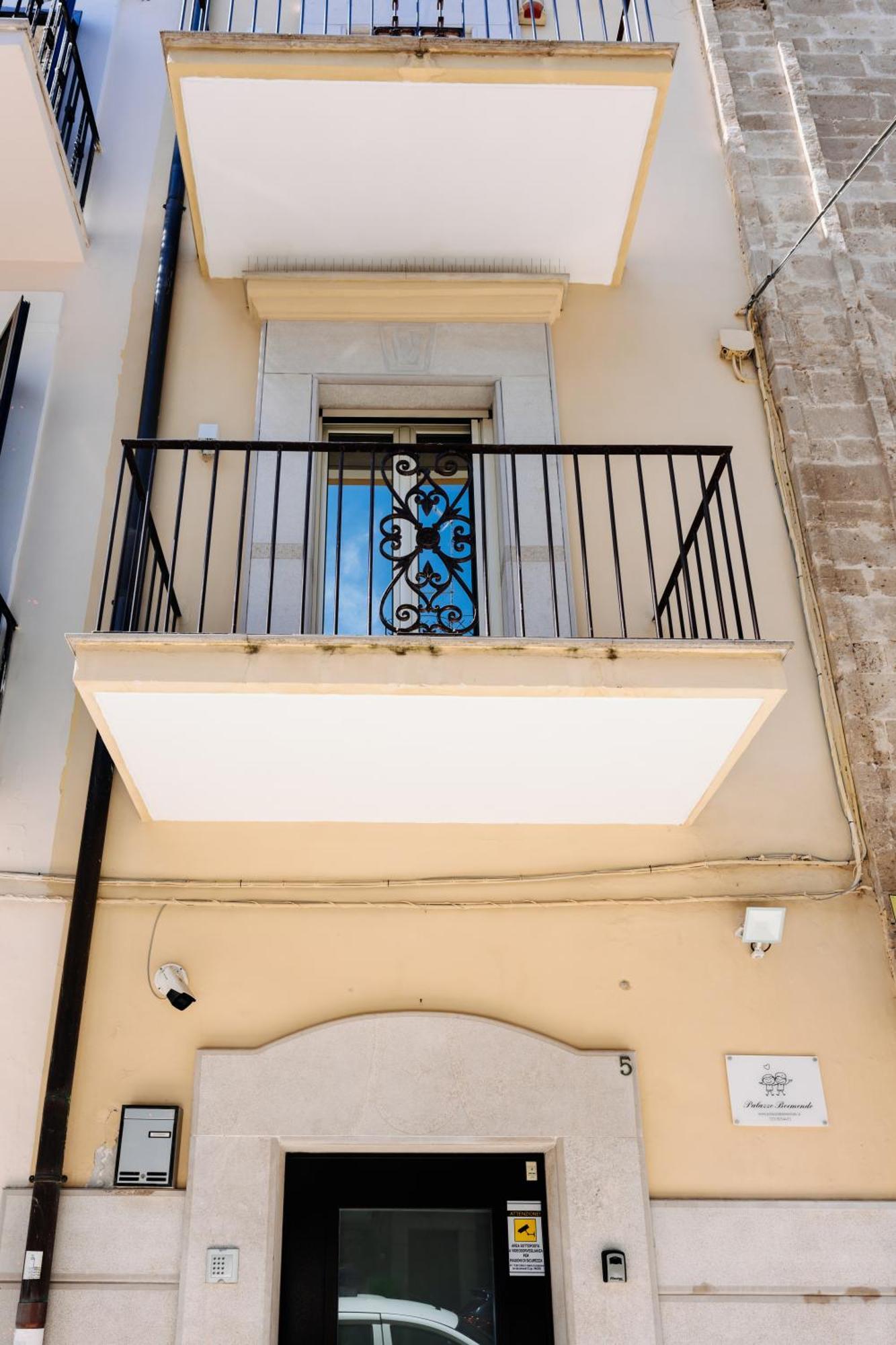 Palazzo Boemondo Bari Buitenkant foto